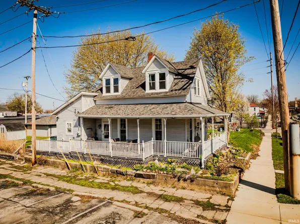 215 N Monroe St, Muncie, IN 47305