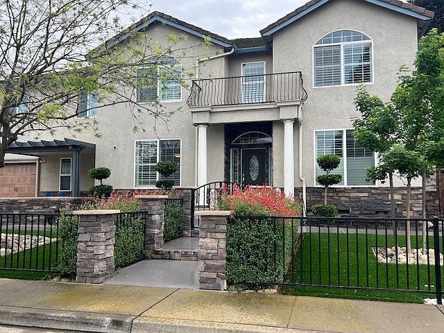1st image of 2810 Majestic Ct