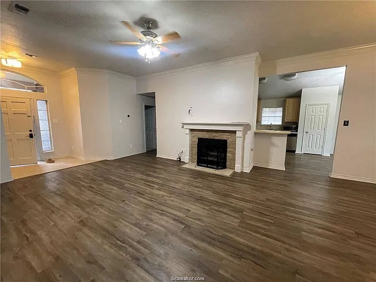 2828 Brandywine Cir — Photo 2