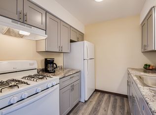 4340-4356 W Loomis Rd #91C90BB14, Milwaukee, WI 53220