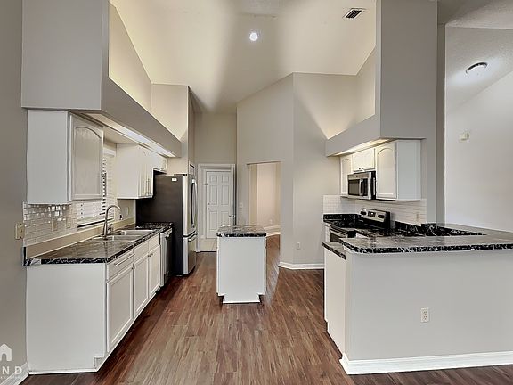 2nd image of 4680 Marsh Harbor Dr