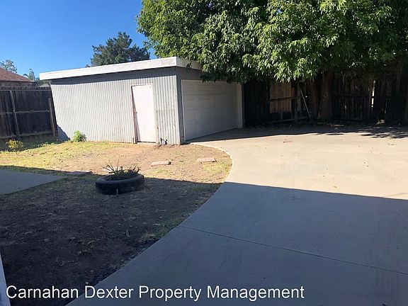 3rd image of 6727 Gaviota Ave