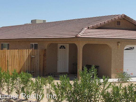 2nd image of 69272 Cactus Dr