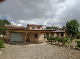 12 Longview Rd, Sandia Park, NM 87047