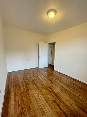 Rented by REAL New York | media 5