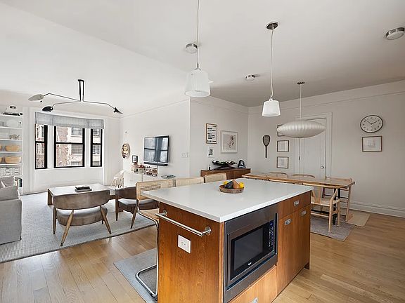 4th image of 514 W 110th St APT 3C