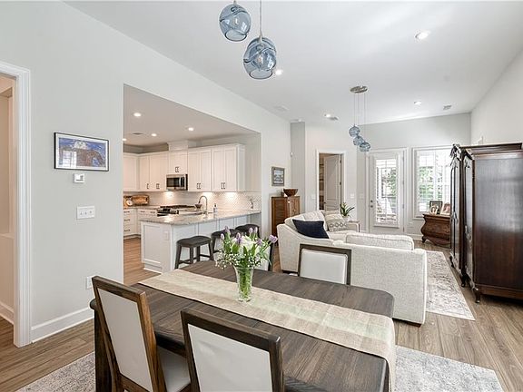 5th image of 58 Ontario Ln