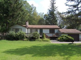 2106 Mountain Rd, Stroudsburg, PA 18360