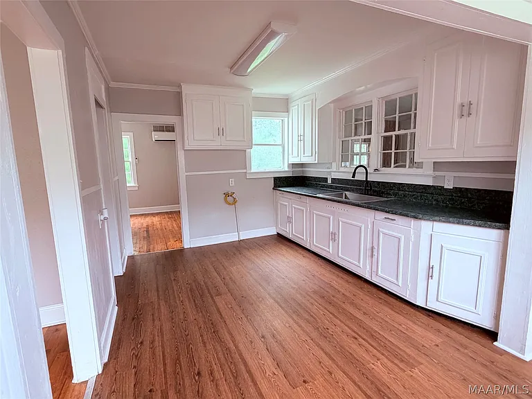 1784 Elmore Rd — Photo 6