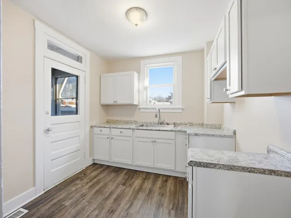 Charming Updated 2BR Home with New Flooring & Rear Porch, 1723 Nevada St, Pittsburgh, PA 15218