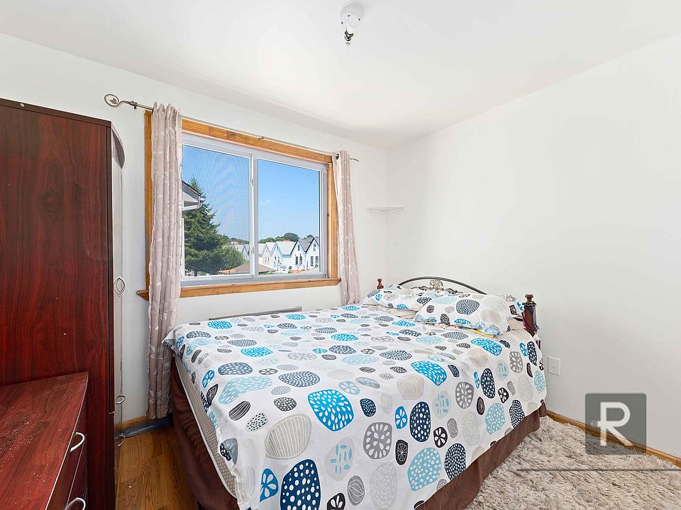 1st image of 18005 90th Ave #1F
