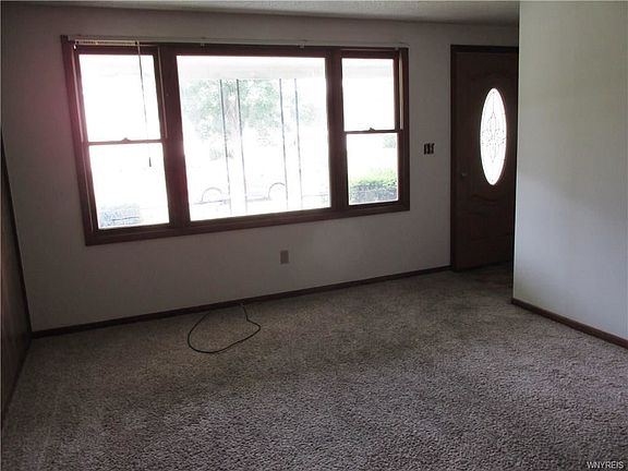 2nd image of 5617 Lindbergh Ave