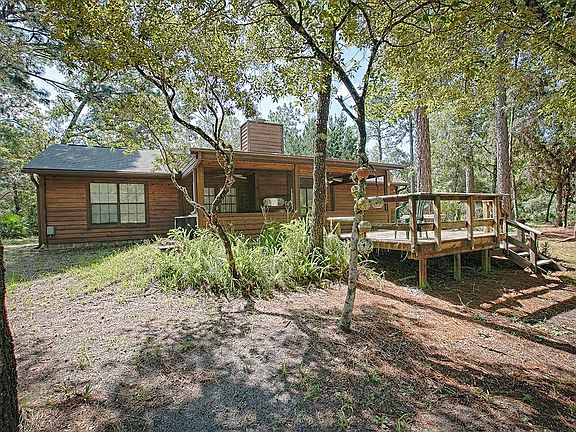 2nd image of 840 Hadden Ln