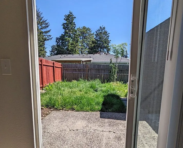 7815 NE 117th Ave — Photo 18