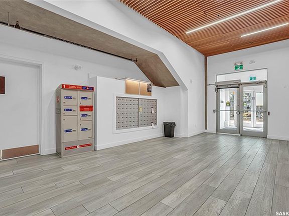 5th image of 404 C Ave S #314