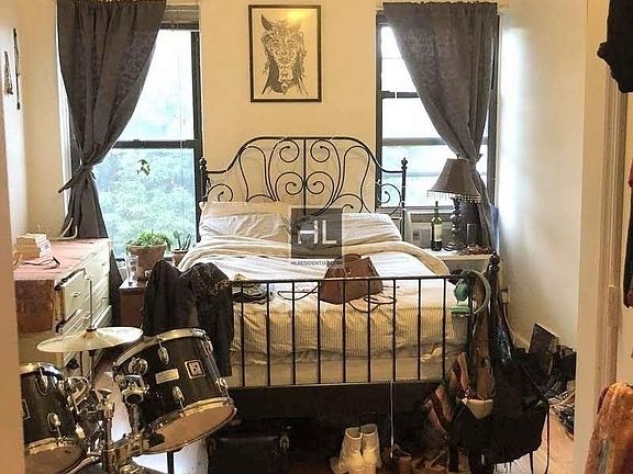 3rd image of 744 Myrtle Ave Ste 1