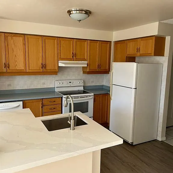 1000 Upper Paradise Rd #2 — Photo 9