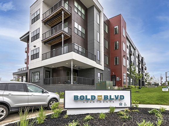 2nd image of 1100 Saint Peters Centre Blvd #2406