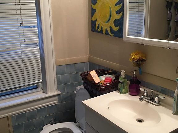 5th image of 38 Lafayette St #2