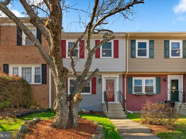 23 Sydnor St, Hamilton, VA 20158