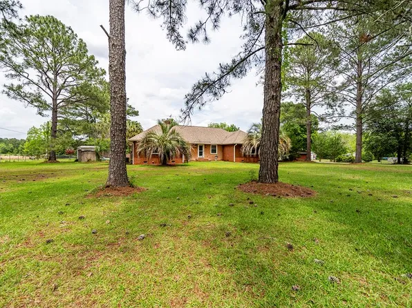 387 State Highway 32 E, Leesburg, GA 31763