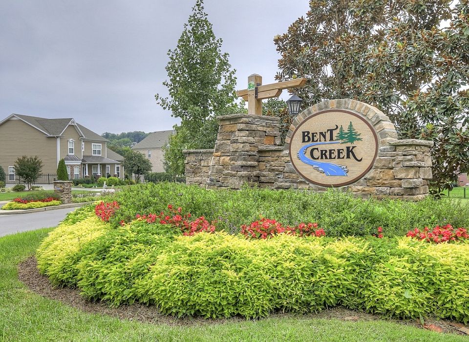 Bent Creek Entry Monument