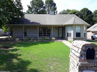 2825 Summerset Dr, Conway, AR 72034