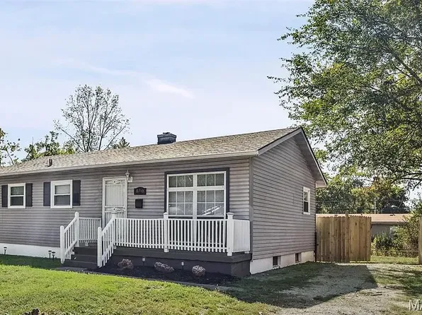 810 Saint Thomas Ln, Cahokia, IL 62206
