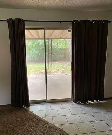 4th image of 3412 Meadowlark Ln