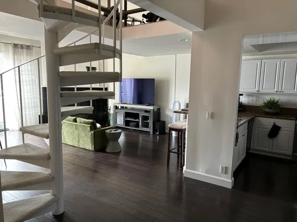 1808 Manning Ave APT 302, Los Angeles, CA 90025