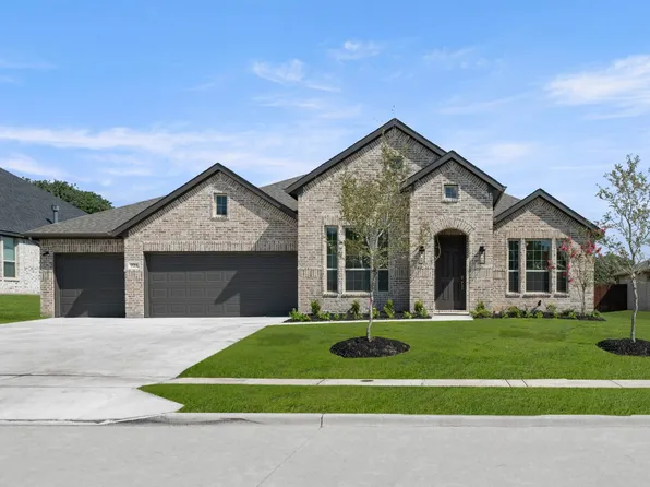 721 Stone Eagle Dr, Azle, TX 76020
