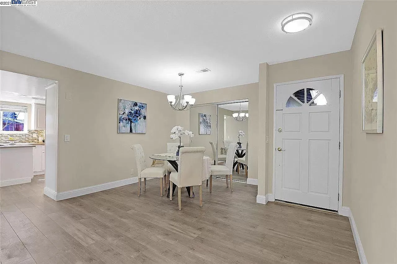7325 Sedgefield Ave — Photo 3