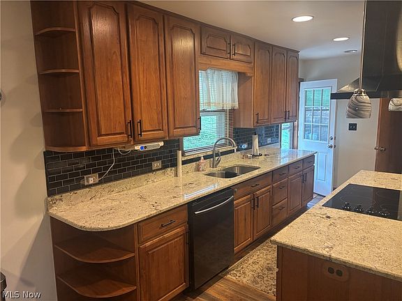 5th image of 67755 W Almar Ln