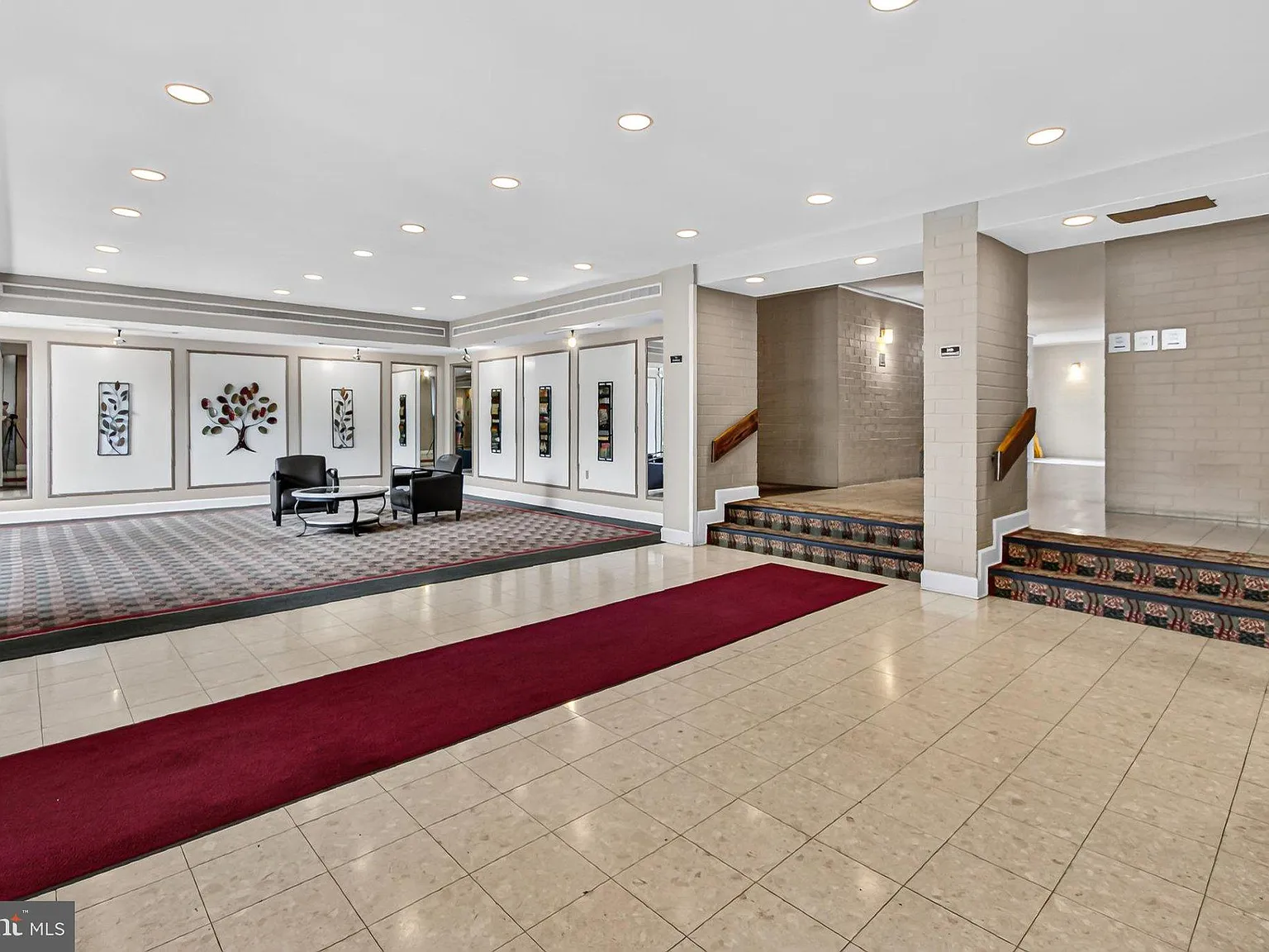 1 bed, 1.0 bath, 785 sqft, $1,900 — Photo 3