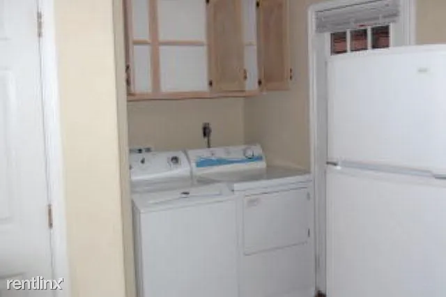 1919 Villa Linda Laundry