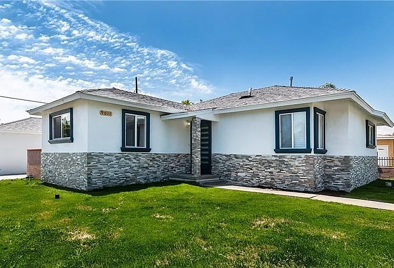 9011 Vena Ave — Photo 16