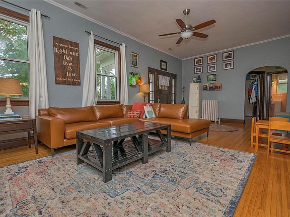 4th image of 6804 Lindenwood Pl