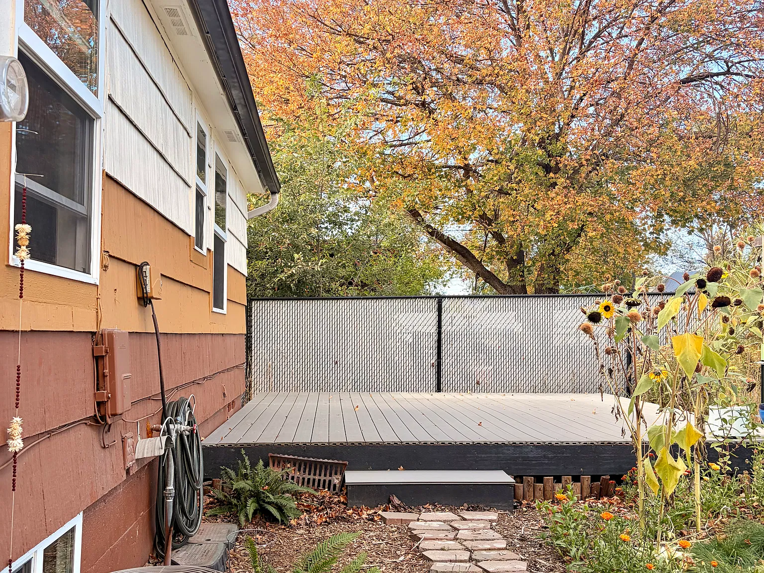 2 bed, 1500 sqft, $2,400 — Photo 4
