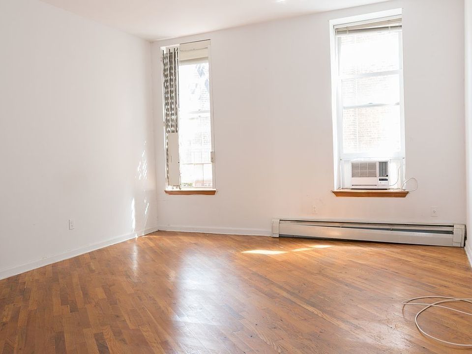 2nd image of 100 W 86th St #2A1