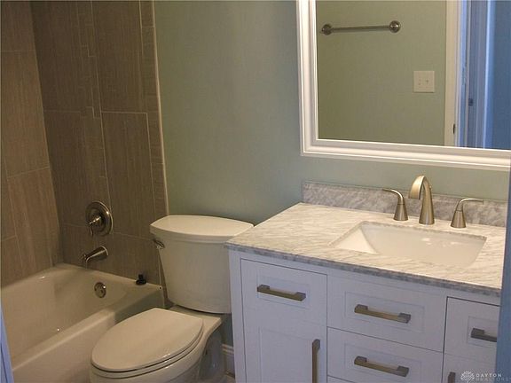 4th image of 1520 Lake Pointe Way #15205