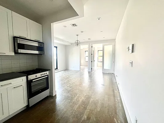 Rented by Doorway NYC, LLC | media 12