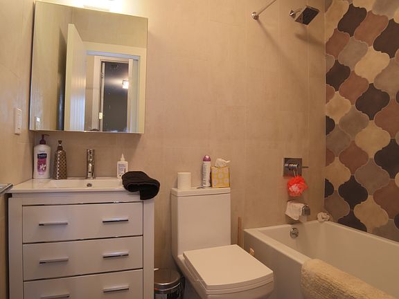 2nd image of 34 Vernon Ave #3