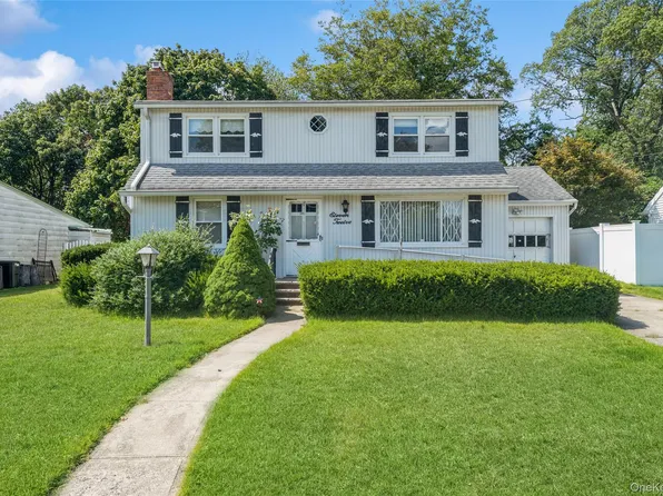 1112 South Drive, Merrick, NY 11566