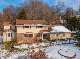 4 Westwood Ter, Newtown, CT 06470