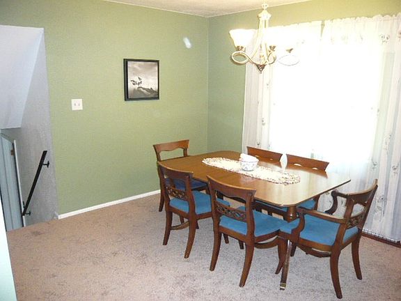 4th image of 56138 Tanglewood Dr