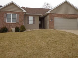 622 Brookfield Rd, Quincy, IL 62305