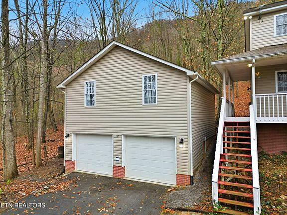 4th image of 3772 Chilly Springs Rd