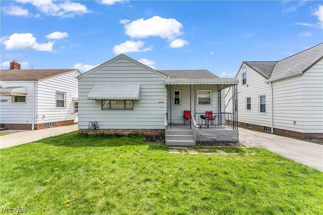 12332 Southern Ave photo 1