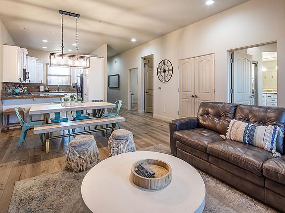 5th image of 1839 Canyon Dr #103