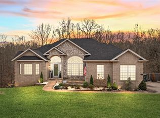 3965 E Caston Dr, Fayetteville, AR 72701